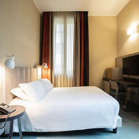 Mercure Centro Отель 4*