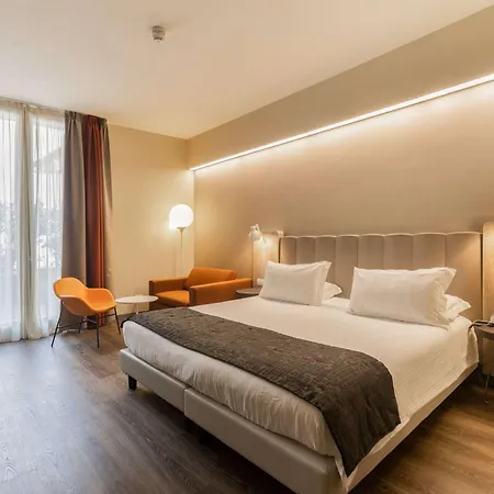 Mercure Centro 4*