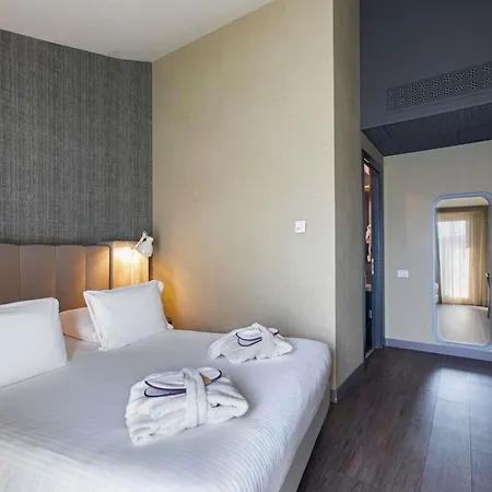 Mercure Centro 4*
