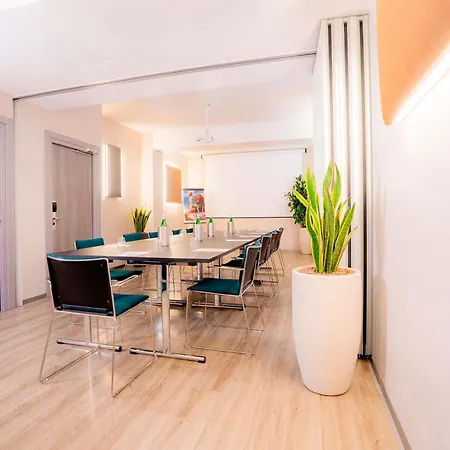 Hotel Mercure Centro 4*